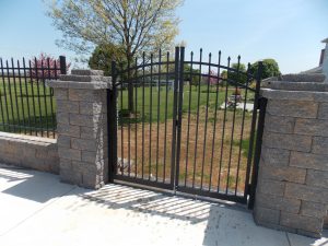 aluminum fence and estate gate