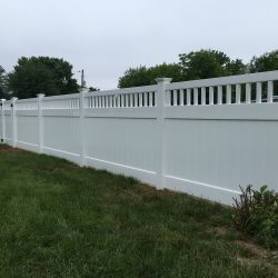 low maintenance vinyl privacy fence company