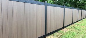 Natural tone vinyl fence