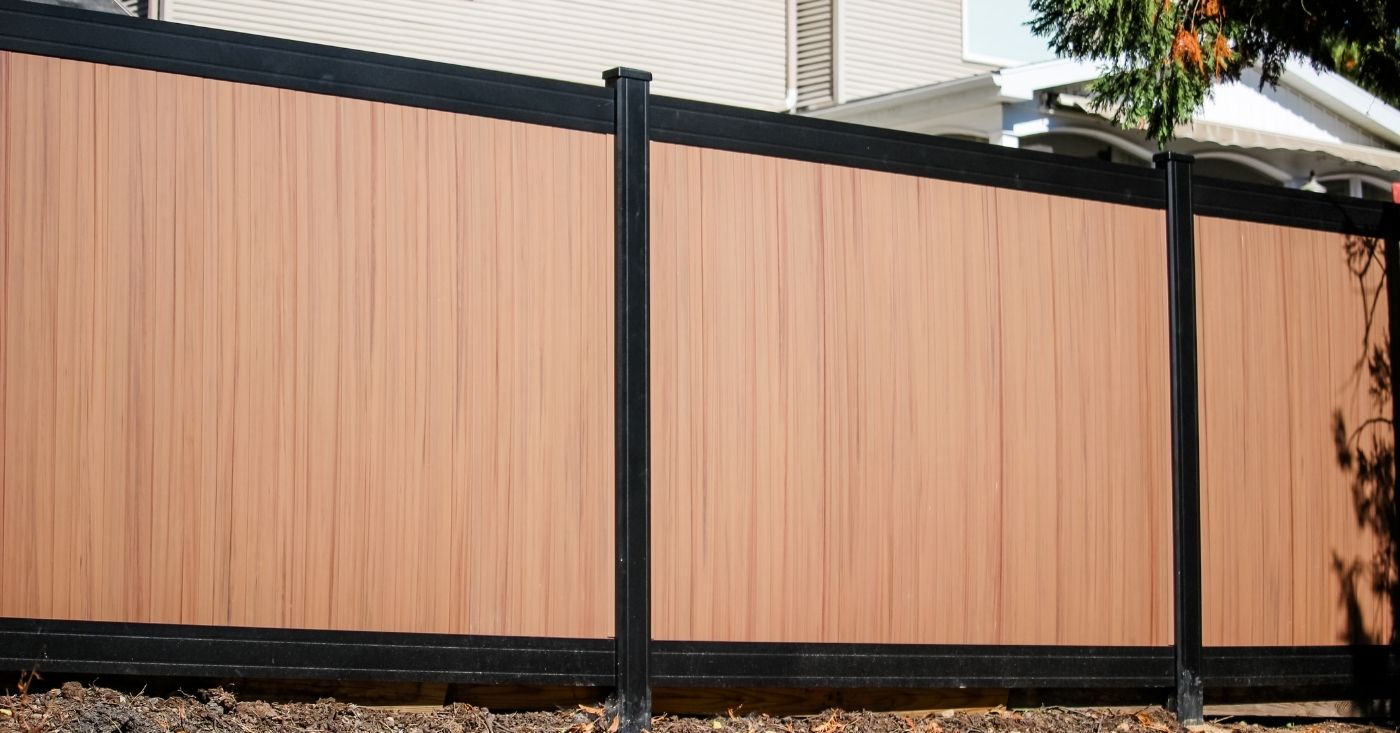 Two tone privacy fence with black and brown color