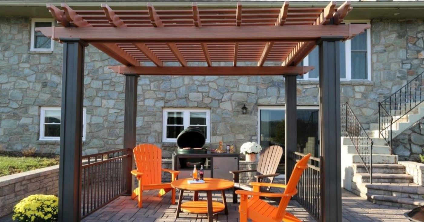free standing pergola - benefits for your backyard