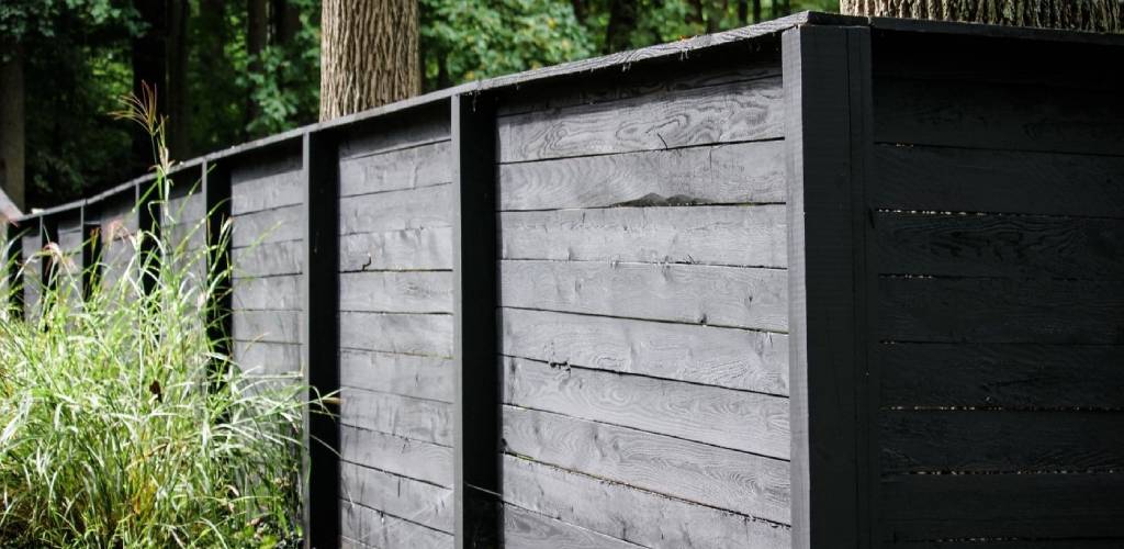 horizontal wood fence ideas privacy in front of tree